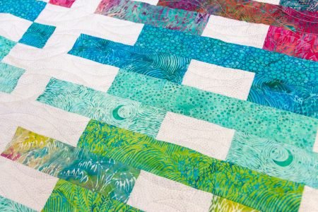 Top US quilting blog and shop, Seams Like a Dream Quilt Designs, shares about her new quilt along, Lighthouse Steps!