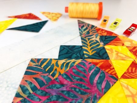 Top US quilting blog and shop, Seams Like a Dream Quilt Designs, shares her Vermont state quilt block!