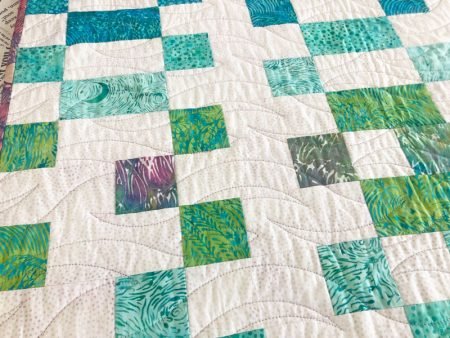 Top US quilting blog and shop, Seams Like a Dream Quilt Designs, shares tips for sewing rows in the quilt along, Lighthouse Steps!